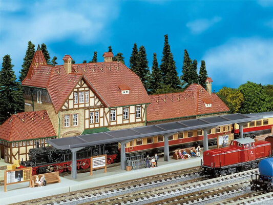 
Spur N Bahnhöfe und Haltestellen
Spur N...