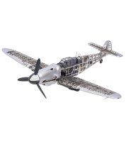 Artesania Latina 1/16 MESSERSCHMITT BF109 IN METAL WITH WORKING LIGHTS AND ENGINE