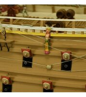 Artesania Latina 1/65 VASA SWEDISH WARSHIP 1626 WITH FIGURINES