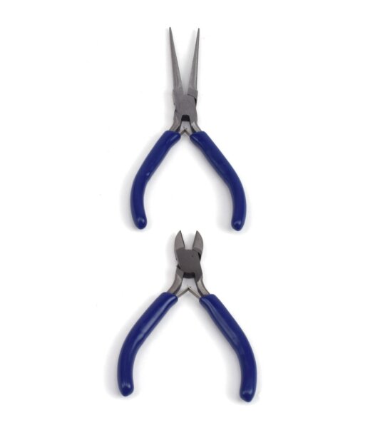 Artesania Latina SET OF 2 PLIERS (LONG NEEDLE NOSE + SIDE CUTTING)