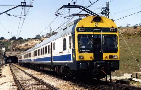 RENFE, elektrischer Triebzug der Reihe 444, Triebzug 444-011, Blau-Wei&szlig;