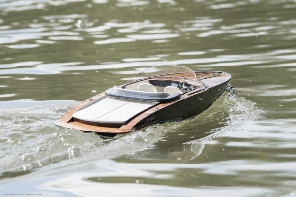 Azzurra Sportboot