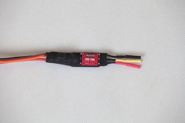 FMS Predator Brushless Regler 20A BEC