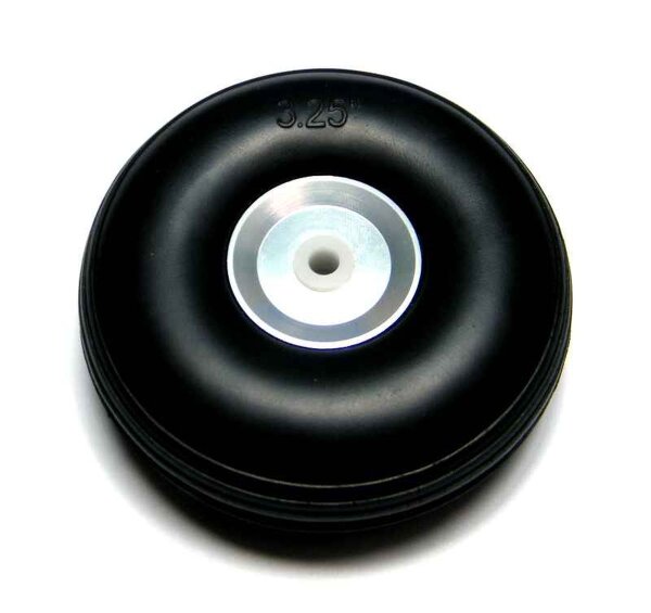 ScaleModMod Rad mit Gummi Reifen 82,55x30mm Achse 5 mm  ( SC.005.056 )